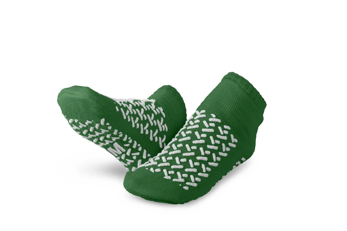 Medline Double-tread Terry Patient Slippers - Image 10